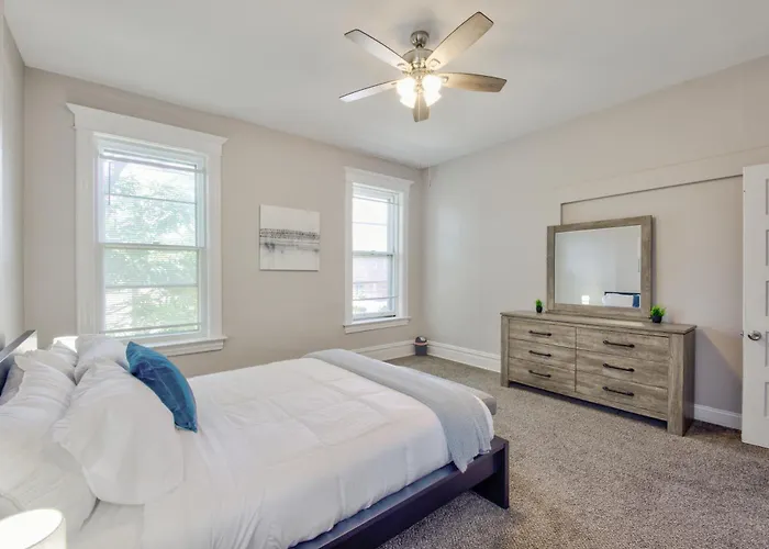 5Br Group Townhome In Central West End Near Bjc & Forest Park